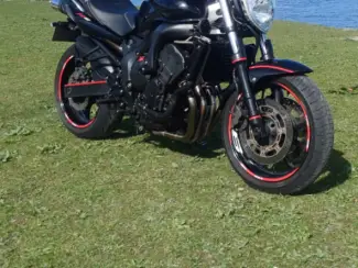 Yamaha fz6 600cc naked bike