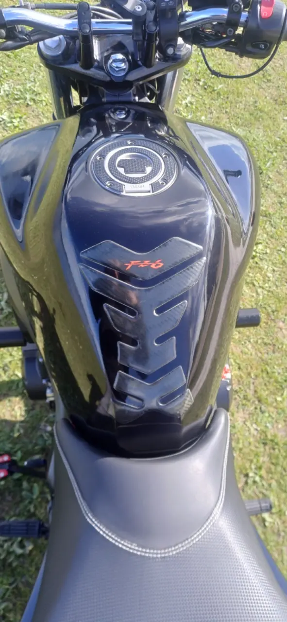 04. Motoren Yamaha fz6 600cc naked bike