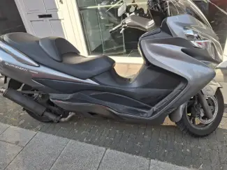suzuki burgman an 400