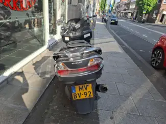 04. Motoren suzuki burgman an 400